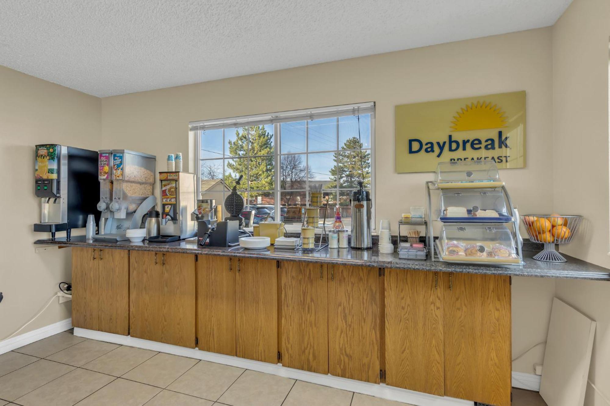 Days Inn By Wyndham Карсон-Сити Экстерьер фото